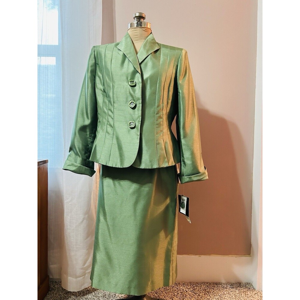NWT Le Suit Skirt Suit Size 12P Citrus Breeze Green 60s Retro Tippi Hedren